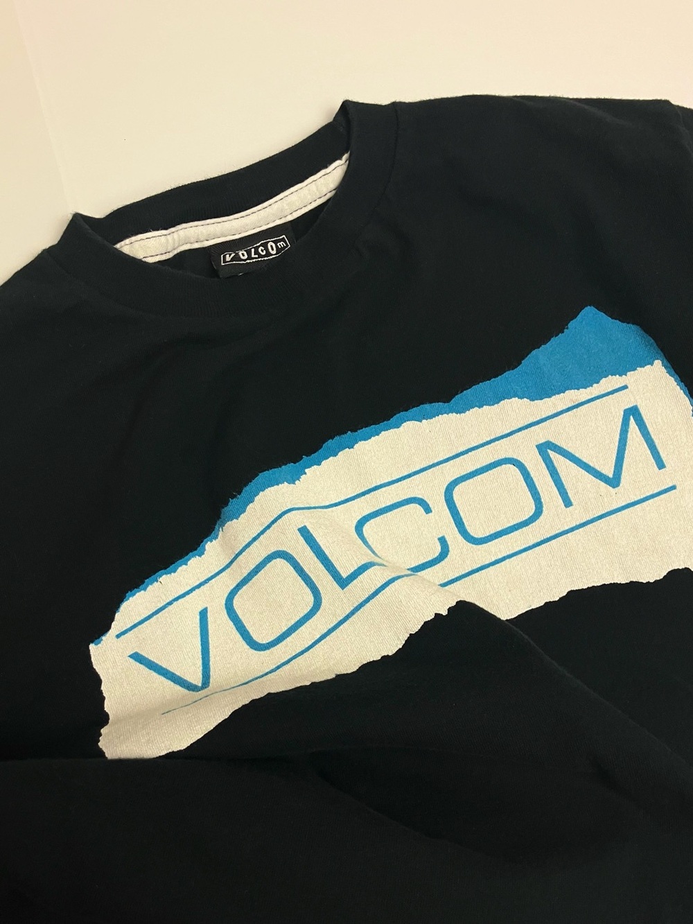 Y2K Vintage Volcom Tee 00s Skater 2000s Sk8 Graphic Shirt Black T-Shirt 12y Kids